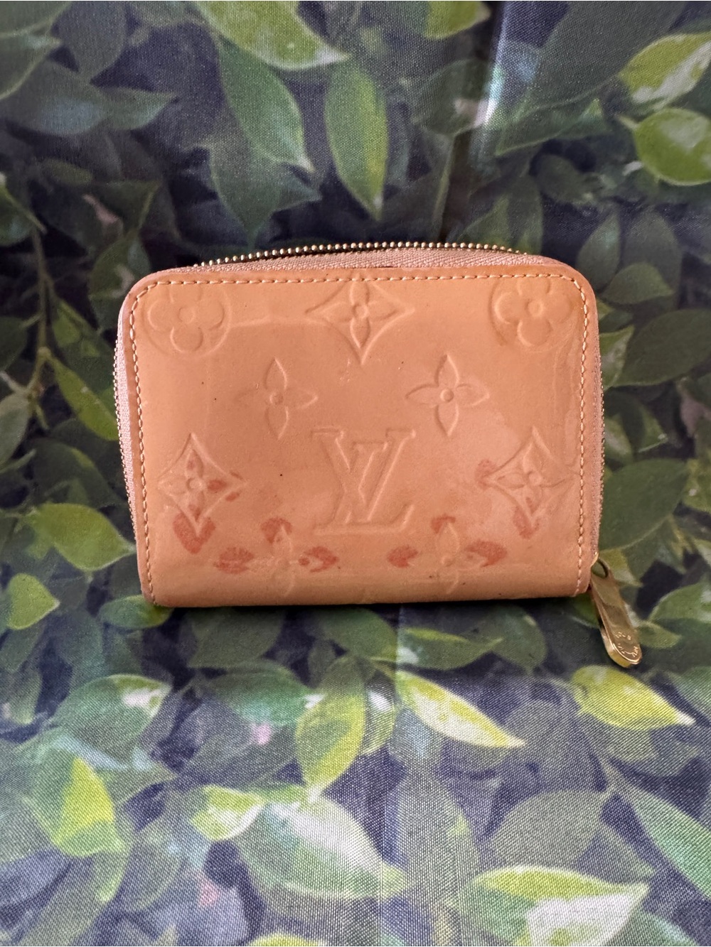 Louis Vuitton Monogram Vernis  Small Zip Wallet